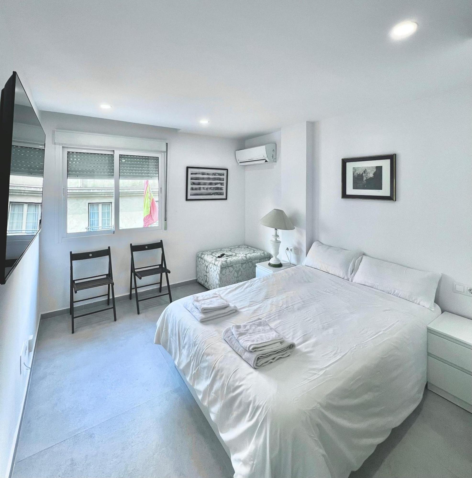 Jr Suite Calle Victoria Malaga Bilik gambar